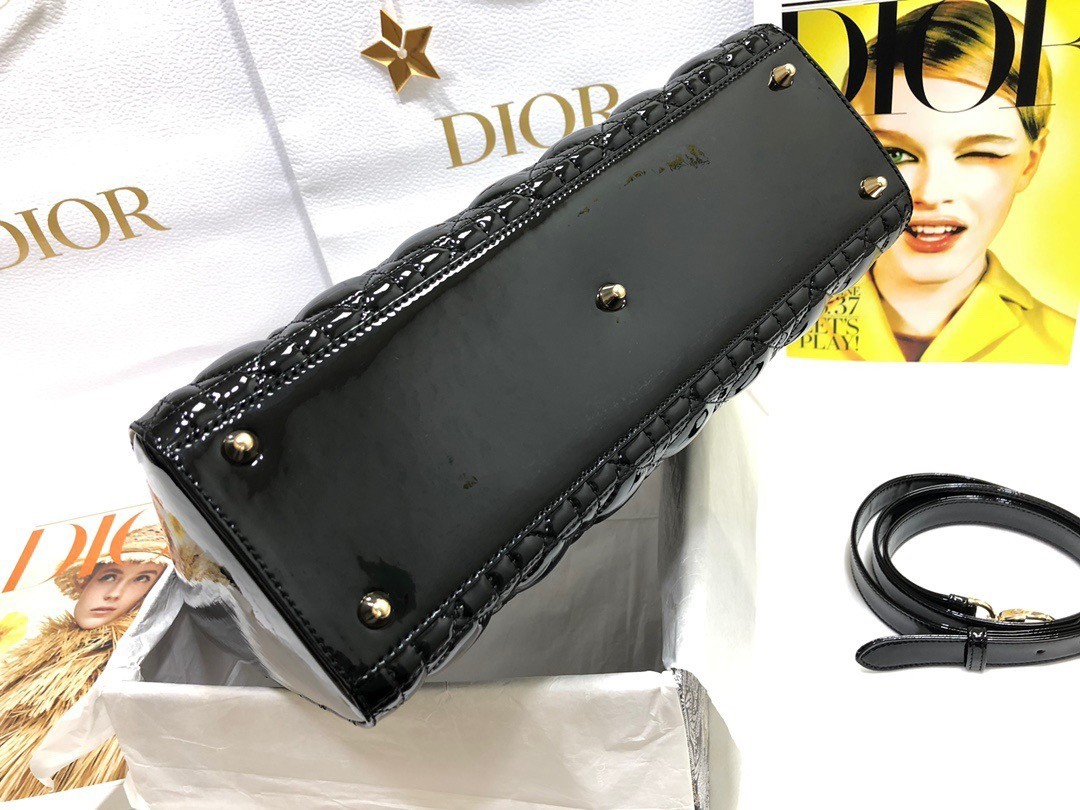 Dior Large Lady Dior Bag In Black Patent Cannage Calfskin 570