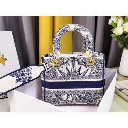 Dior Medium Lady D-Lite Bag In Blue Multicolor Rêve d'Infini Embroidery 741