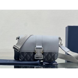 Dior Hit the Road Messenger Bag In Gray CD Diamond Canvas 813