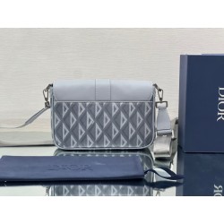 Dior Hit the Road Messenger Bag In Gray CD Diamond Canvas 813