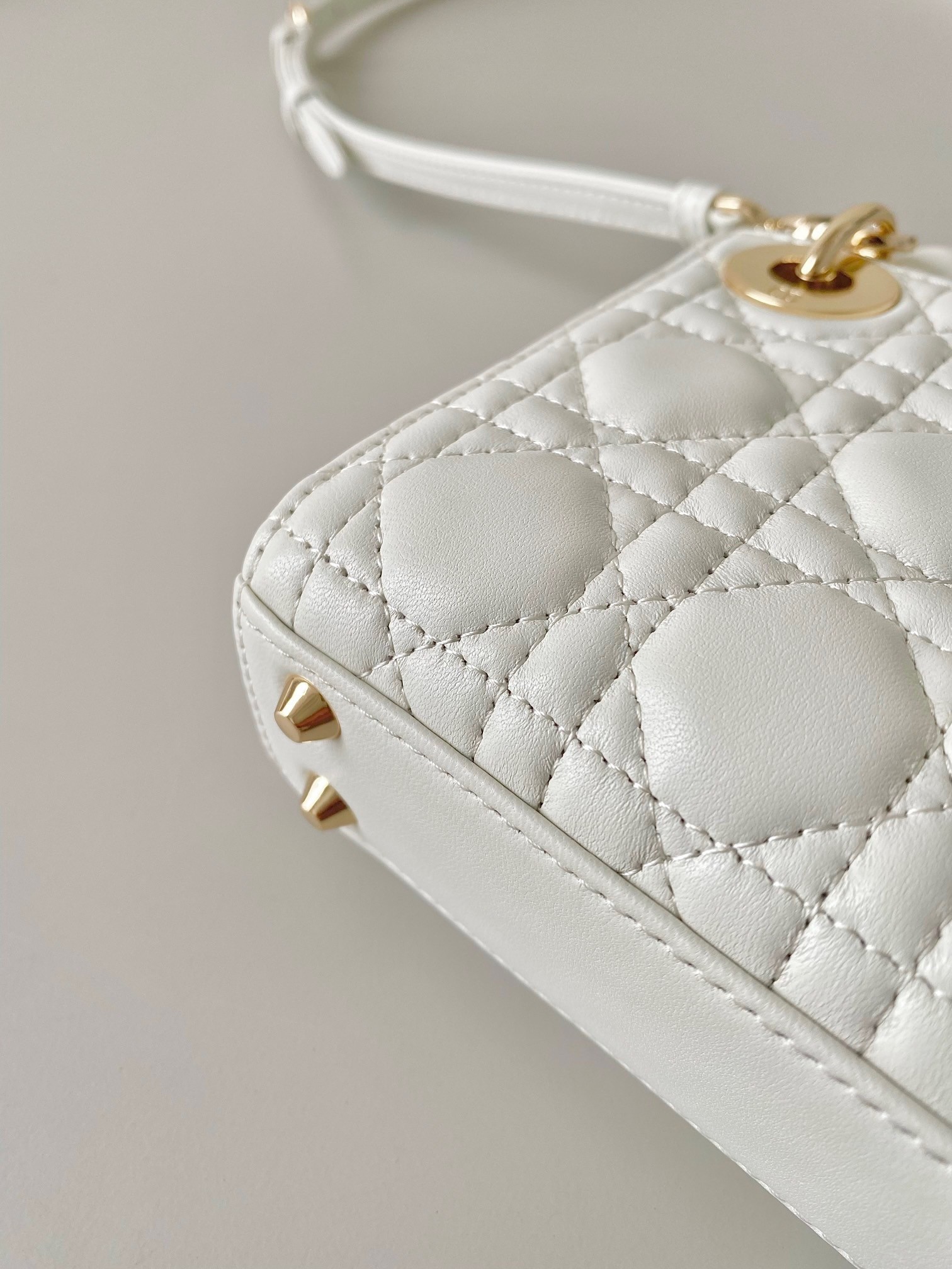 Dior Lady Dior Micro Bag In White Cannage Lambskin 995