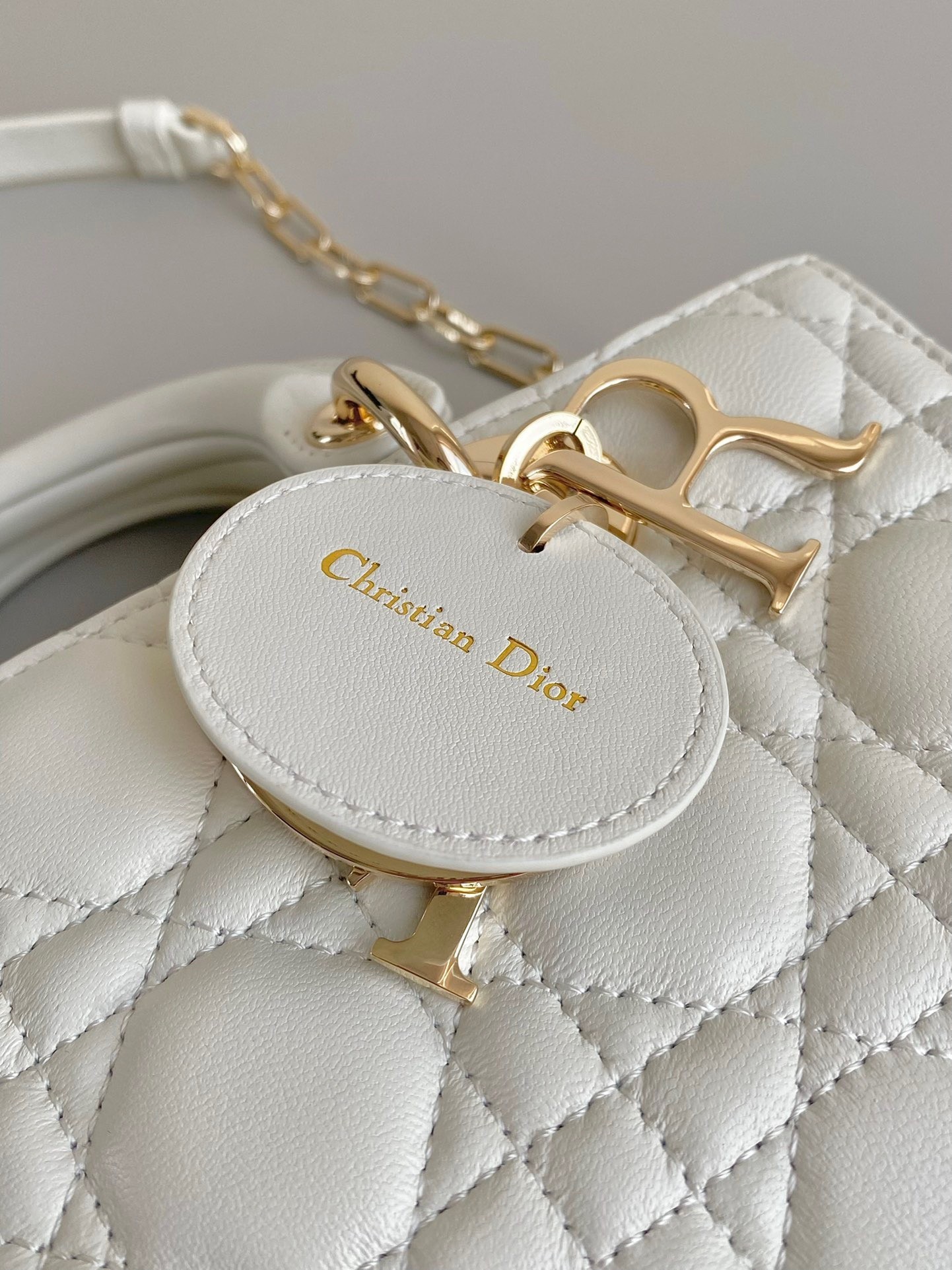 Dior Lady D-Joy Small Bag In White Cannage Lambskin 353