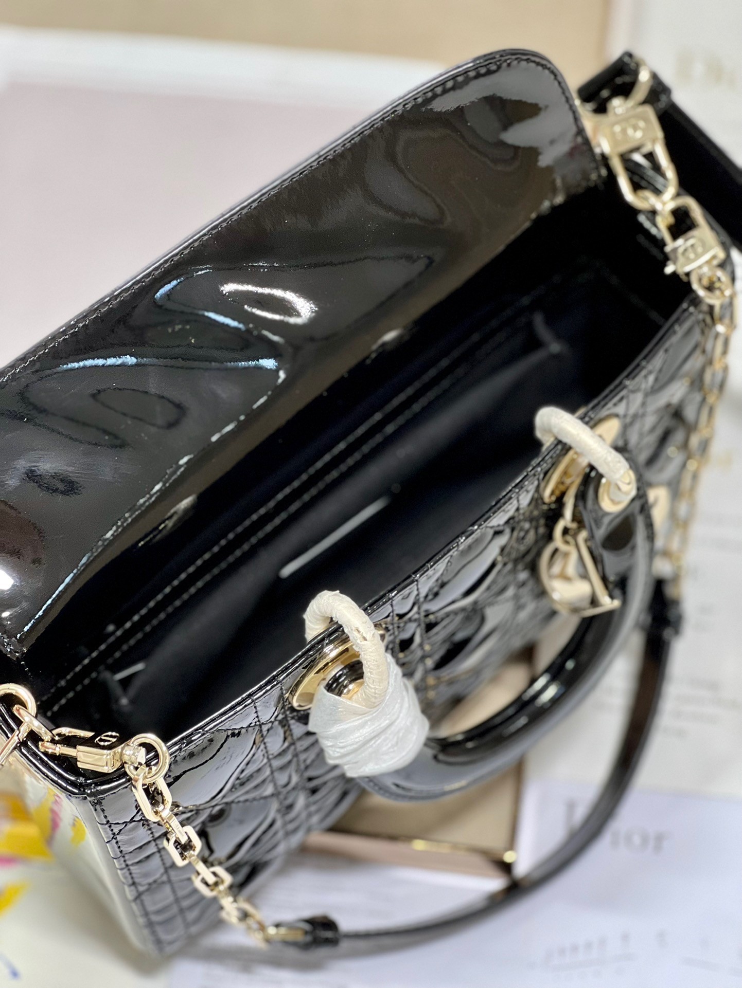 Dior Lady D-Joy Medium Bag In Black Patent Cannage Calfskin 670