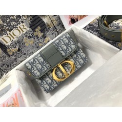 Dior 30 Montaigne Box Bag In Gray Dior Oblique Jacquard 462