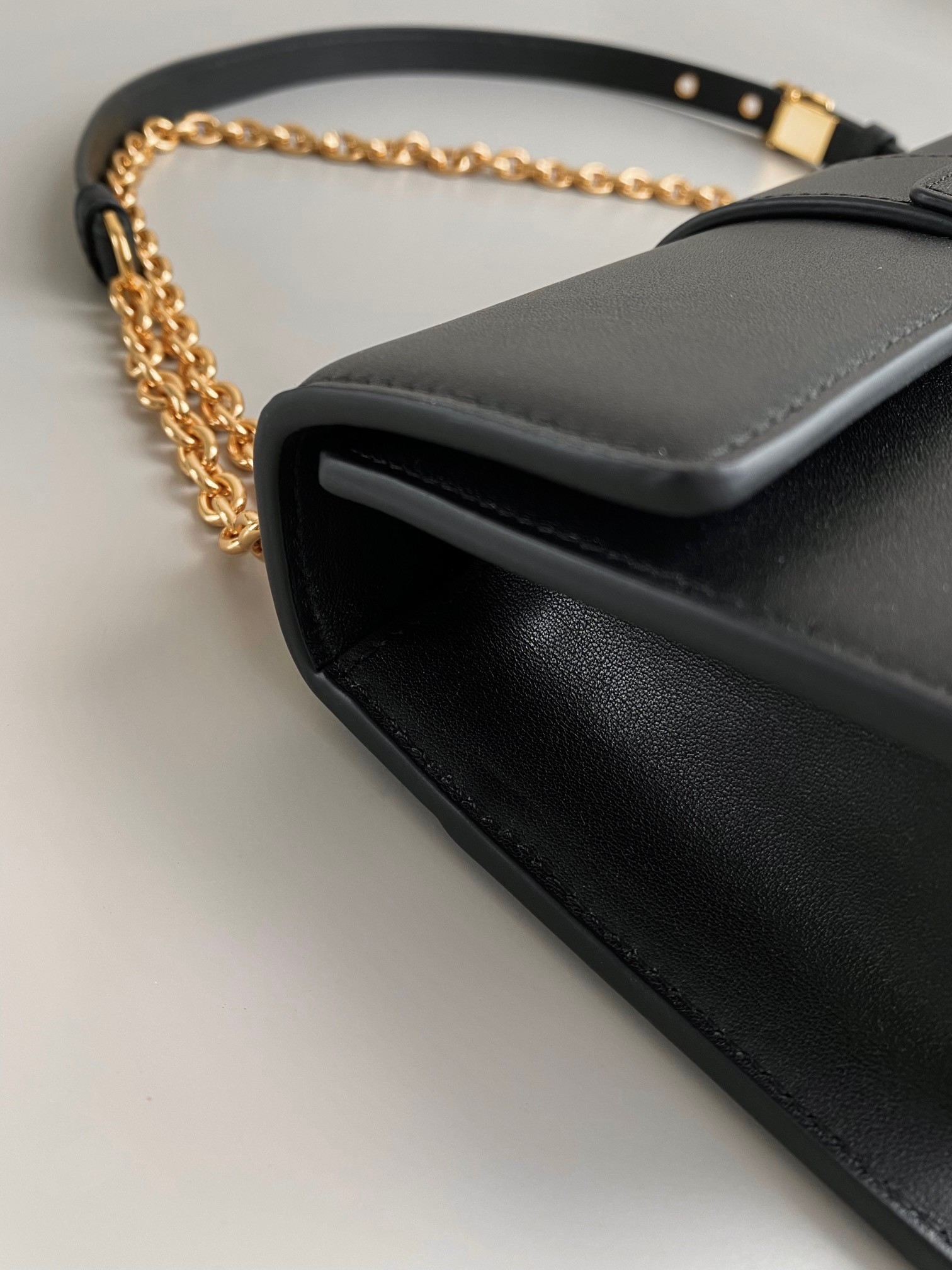 Dior 30 Montaigne East-West Bag with Chain in Black Calfskin 489