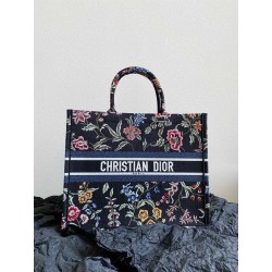 Dior Large Book Tote Bag In Black Dior Petites Fleurs Embroidery 763