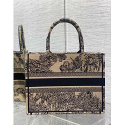 Dior Medium Book Tote Bag In Beige Toile de Jouy Voyage Embroidery 172