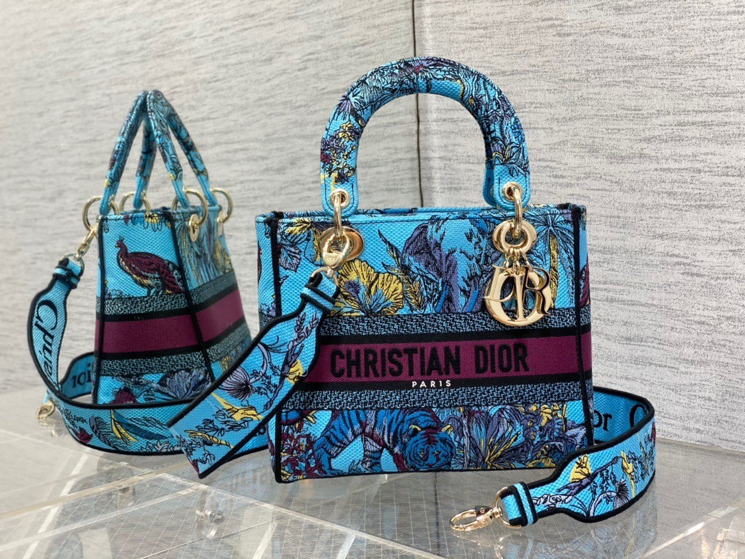 Dior Lady D-Lite Medium Bag In Multicolor Toile de Jouy Voyage Embroidery 544