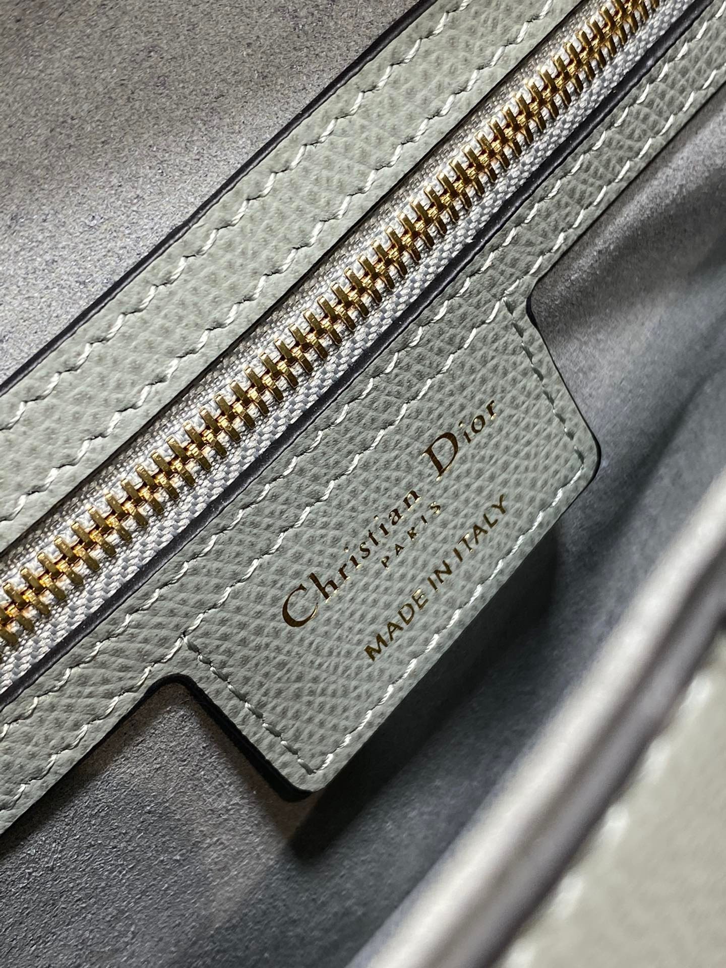 Dior Saddle Bag with Strap in Grey Stone Grained Calfskin 622