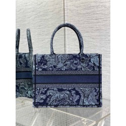 Dior Medium Book Tote Bag In Denim Blue Toile de Jouy Embroidery 735