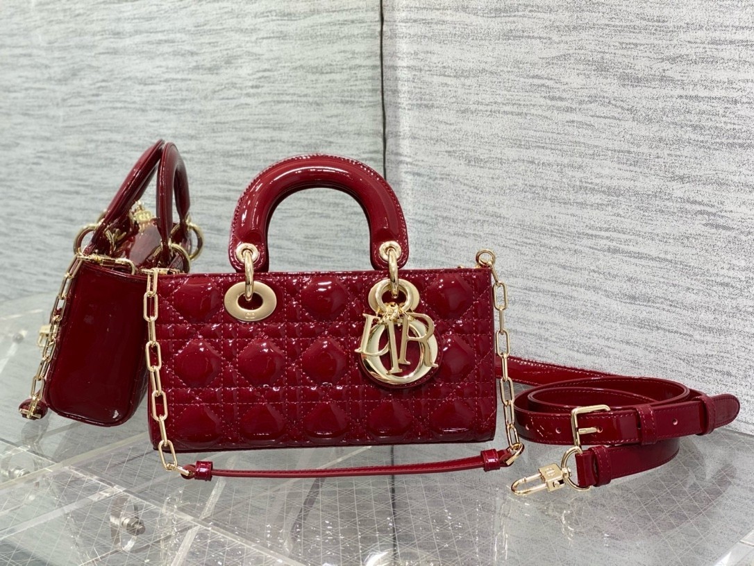 Dior Lady D-Joy Small Bag in Red Patent Calfskin 068