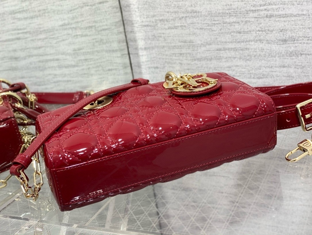 Dior Lady D-Joy Small Bag in Red Patent Calfskin 068