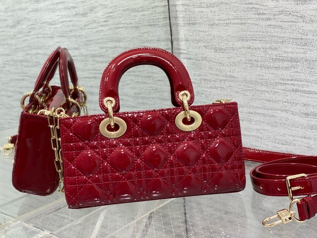 Dior Lady D-Joy Small Bag in Red Patent Calfskin 068