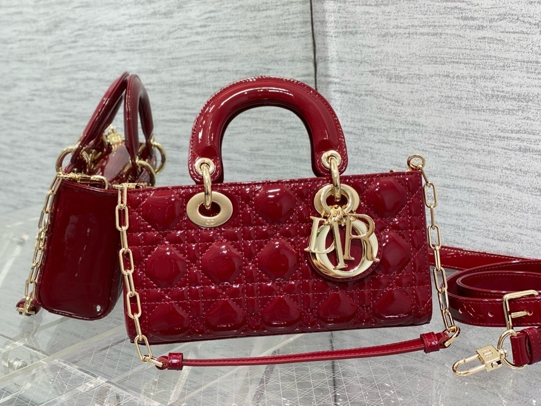 Dior Lady D-Joy Small Bag in Red Patent Calfskin 068