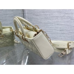 Dior Lady D-Joy Small Bag in White Patent Calfskin 099