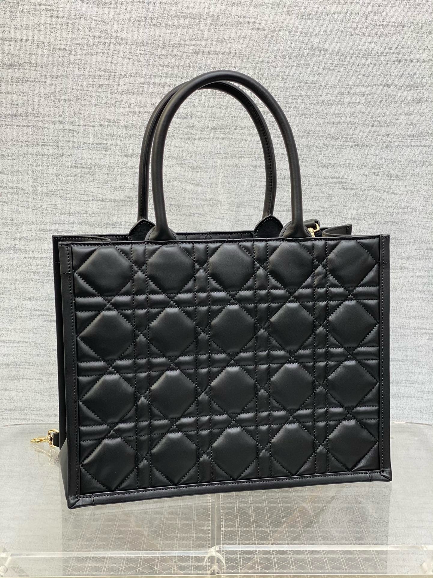 Dior Medium Book Tote Bag with Strap in Black Macrocannage Calfskin 135