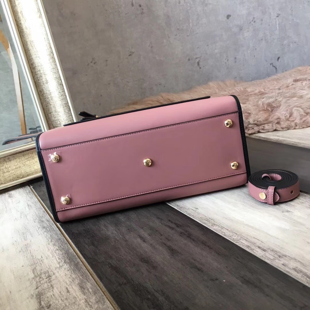 Fendi Small Runaway Bag In Pink Calfskin Leather 231