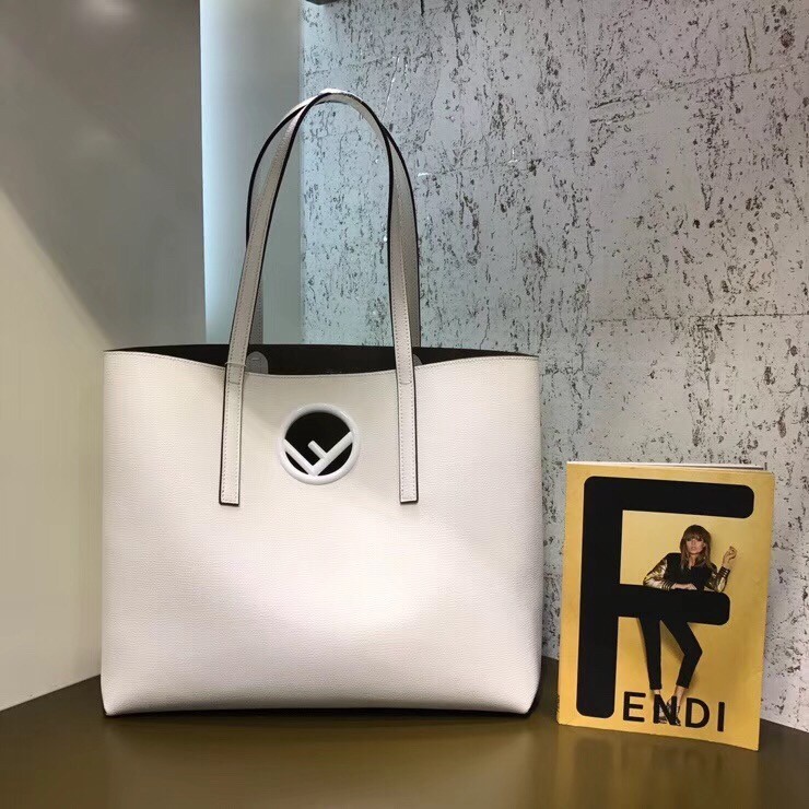 Fendi White Leather Logo Shopper Bag 936