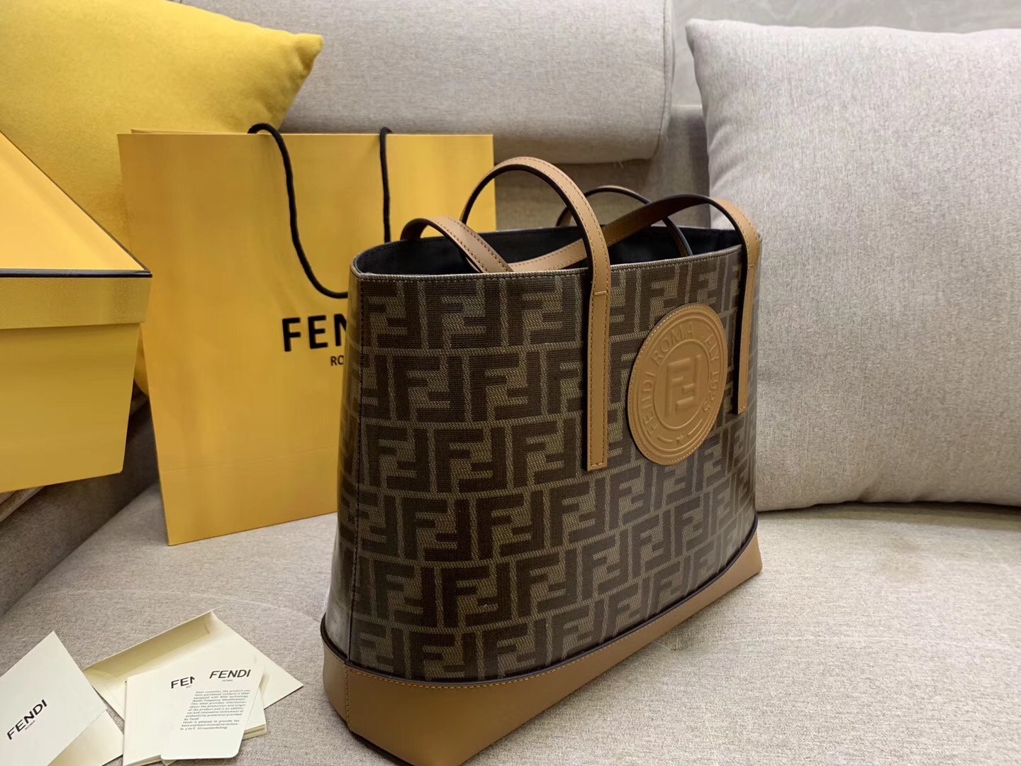 Fendi Logo Shopper Bag In Glazed Fabric With Tan Leather 982