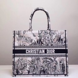 Dior Book Tote Bag In Toile de Jouy Carnivora Motif 383