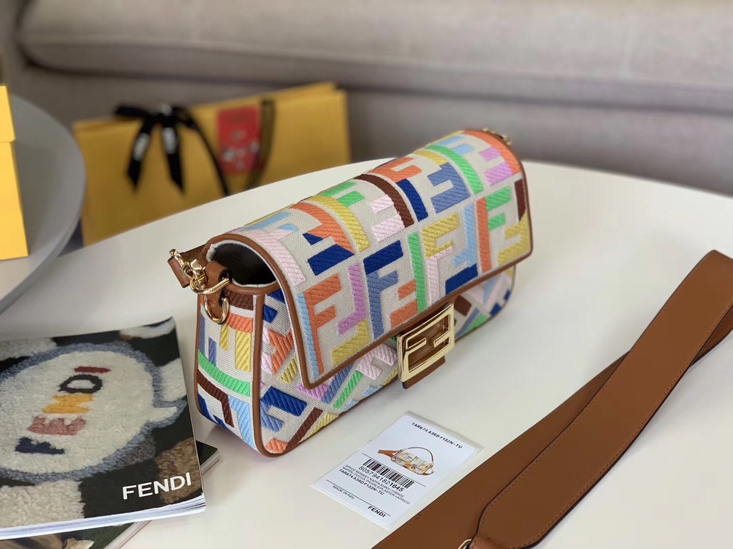 Fendi Baguette Medium Bag In Multicolour Canvas 294