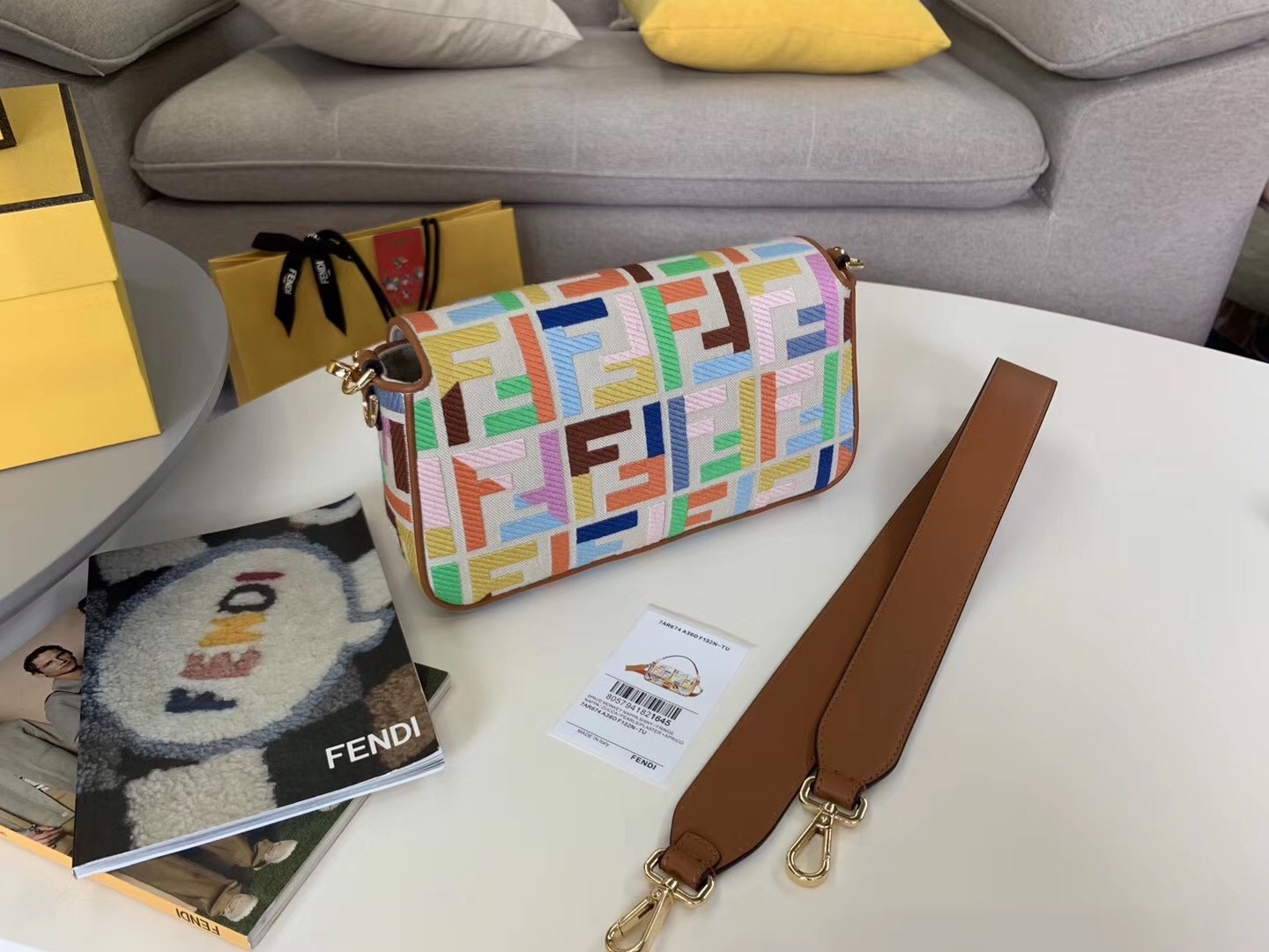 Fendi Baguette Medium Bag In Multicolour Canvas 294