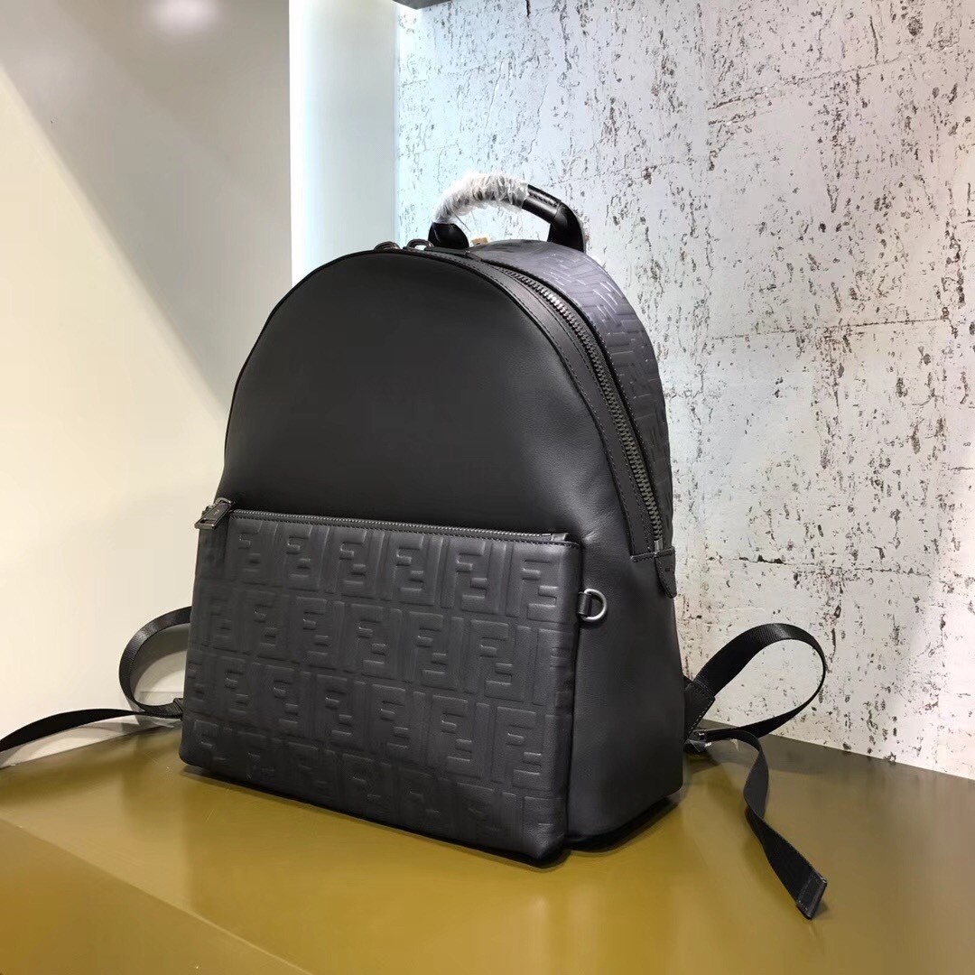 Fendi Black Large Logo-embossed Leather Backpack  717